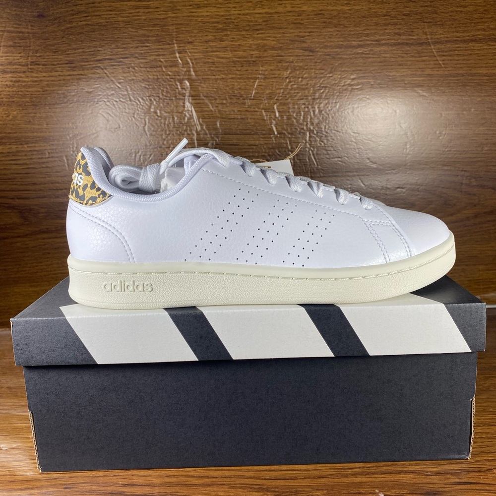 Adidas women’s Shoes